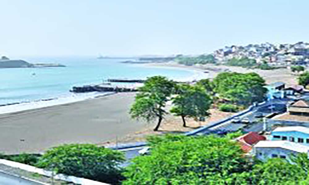 Estudo confirma contaminação e parasitas nas águas das praias de Kebra Canela Prainha e Gamboa