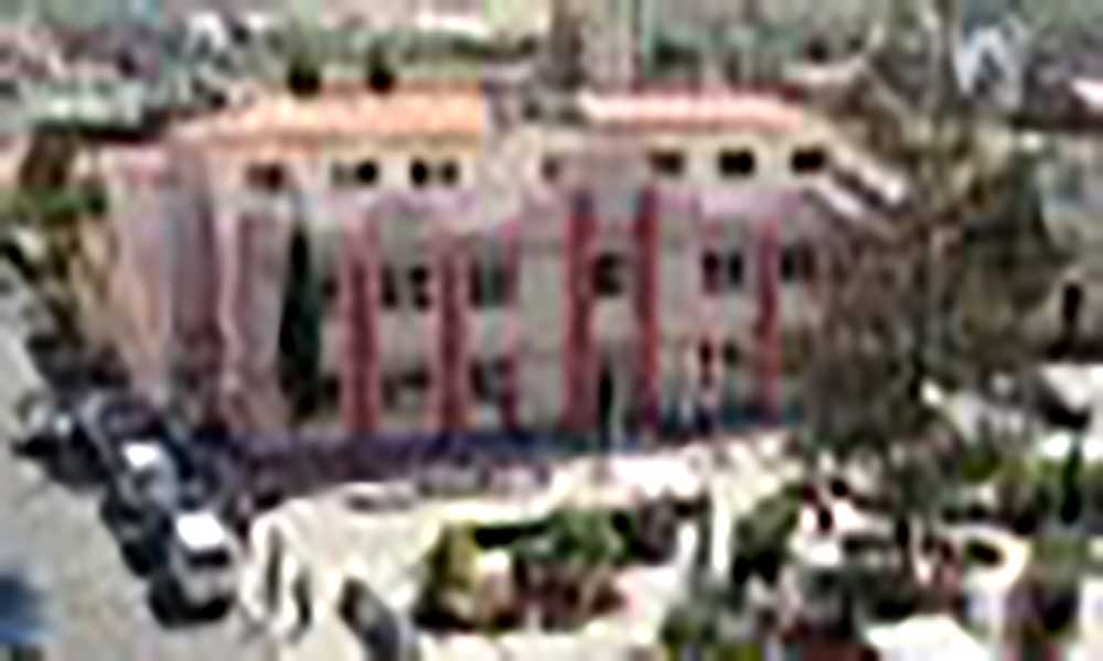 Embaixadora de Portugal visita Santa Catarina com problema dos vistos a estudantes na agenda