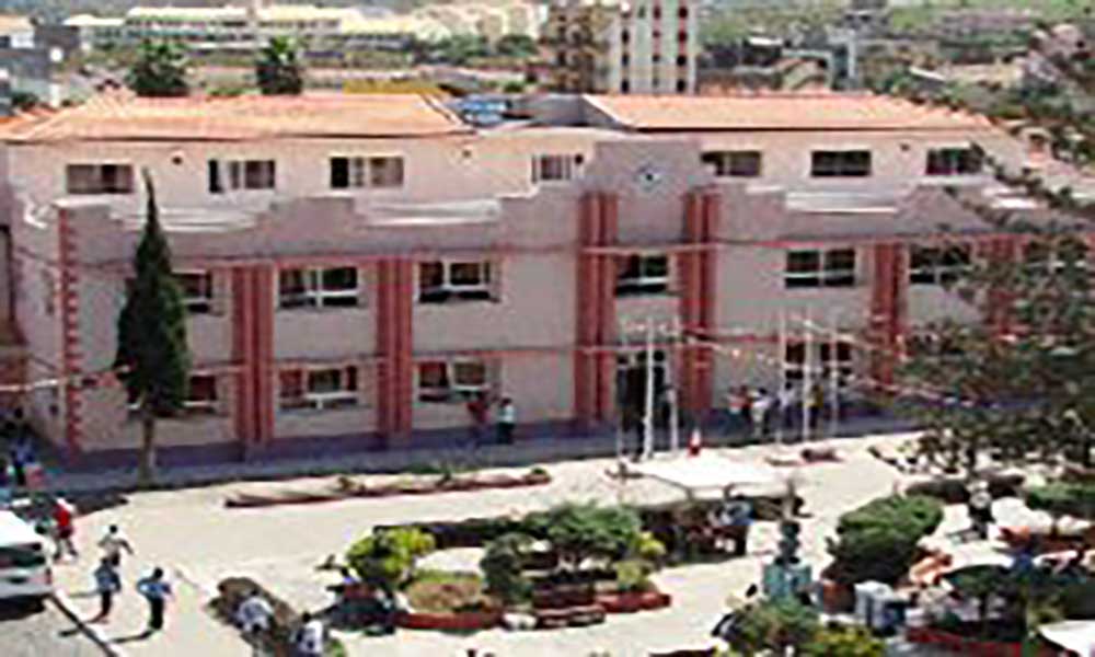 Embaixadora de Portugal visita Santa Catarina com problema dos vistos a estudantes na agenda