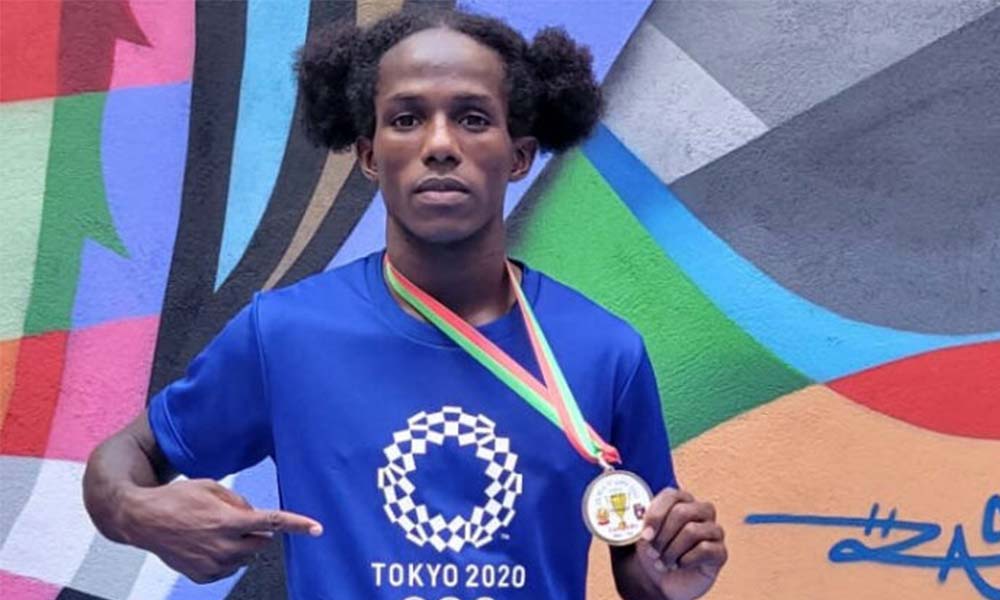 Boxe Cabo Verdiano David Pina Conquista Medalha De Ouro Em Portugal