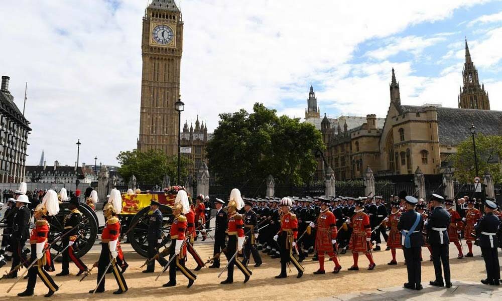 Elizabeth Ii Sepultada Hoje Em Windsor A Na O Jornal Independente