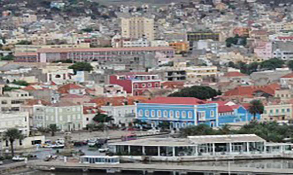 UNI-CV abre concurso para bolsas de transporte em São Vicente