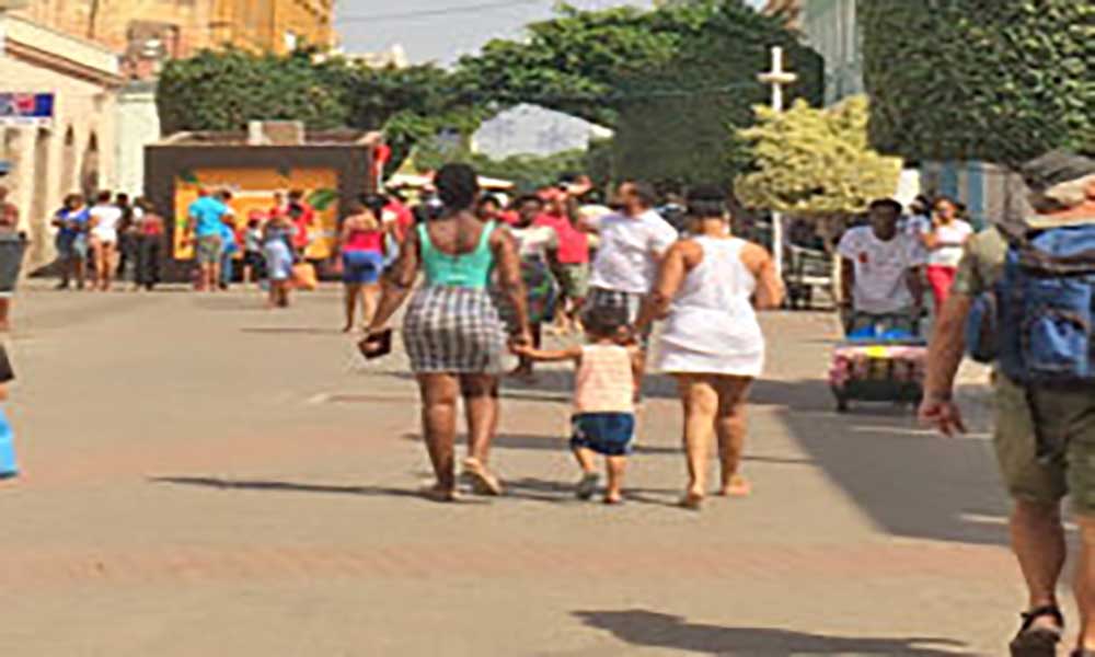 Mais de metade da população de Cabo Verde e São Tomé e Príncipe pensa emigrar