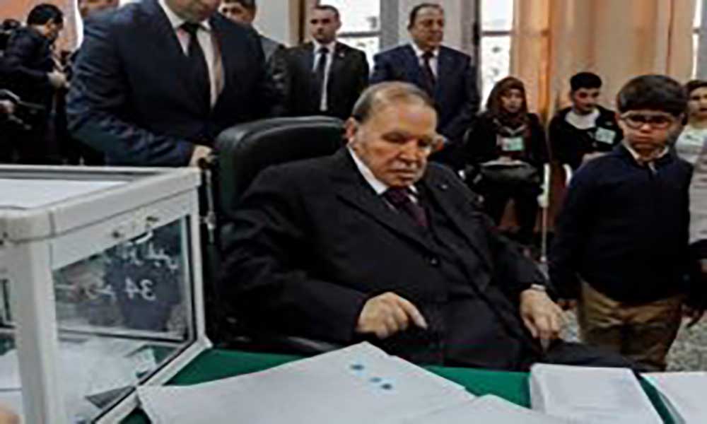 Argélia: Presidente nomeia novo Governo para acalmar contestação inédita 