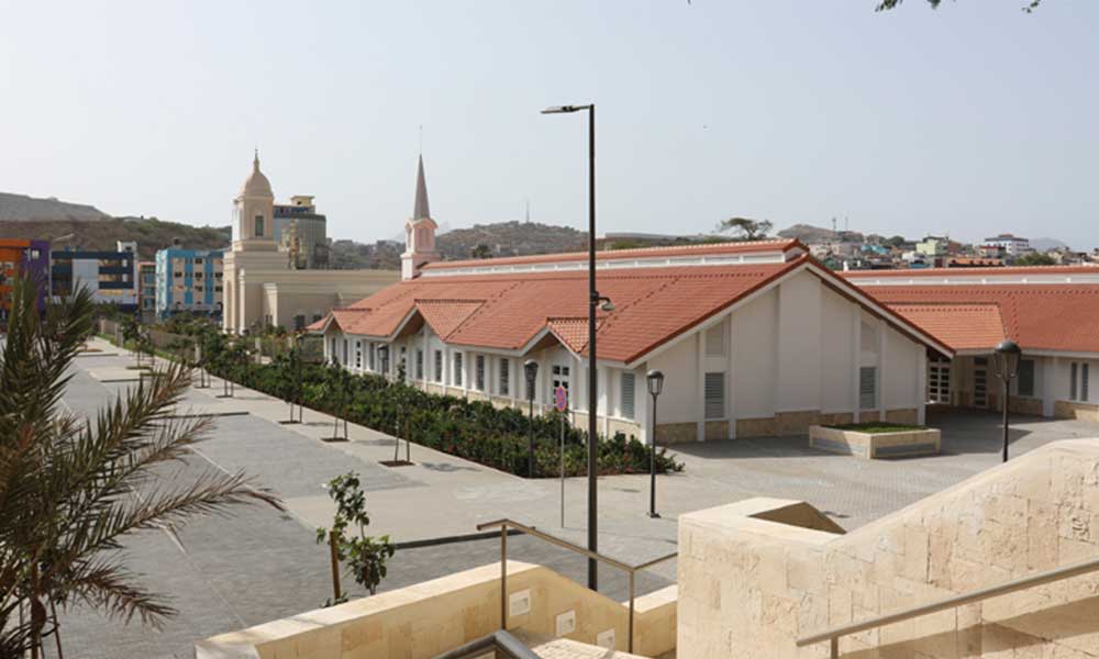 Complexo do Caju, ganha novo templo da Universal com a presença do Bispo  Jadson Santos